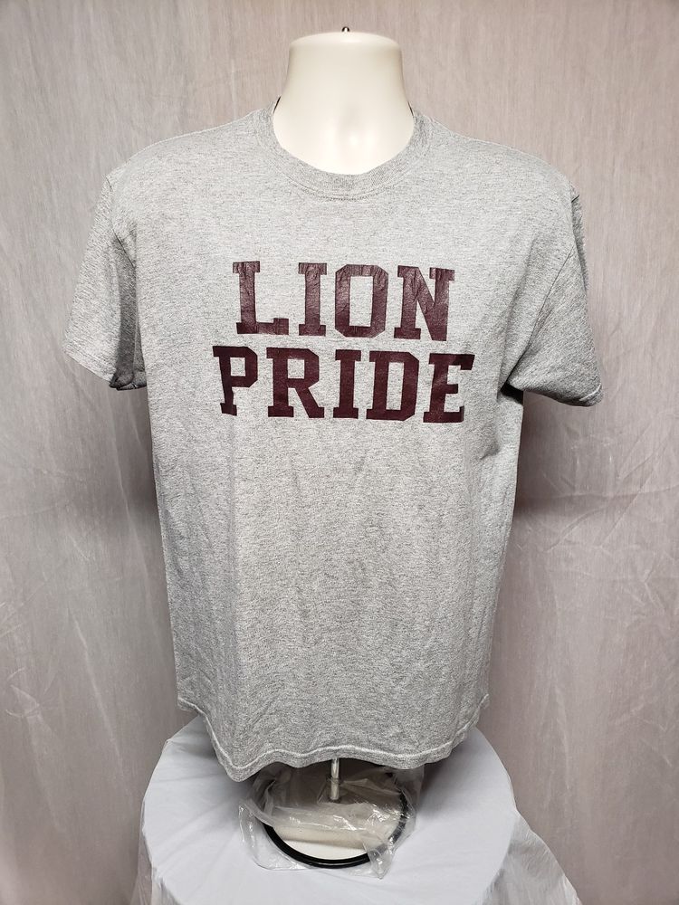 2012 Horace Mann School Lion Pride Adult Gray Tshirt Zelitnovelty